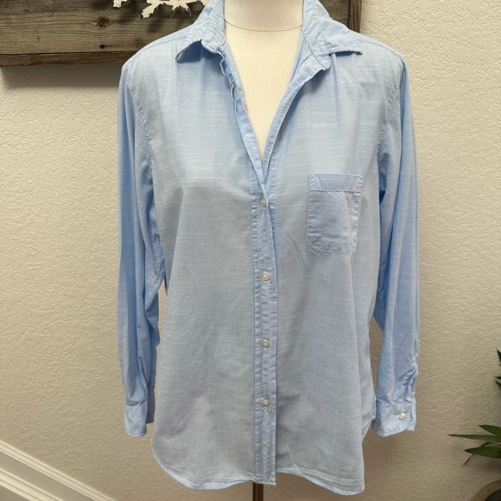 Grayson Hero Light Blue 100% cotton button down Shirt ladies designer size 4